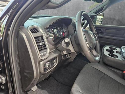 2025 RAM 2500 Tradesman Crew Cab 4x4 6'4' Box