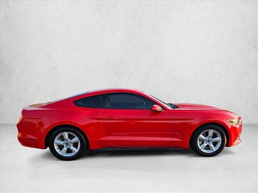 2016 Ford Mustang V6