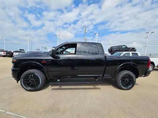 2025 RAM 2500 Limited Crew Cab 4x4 6'4' Box