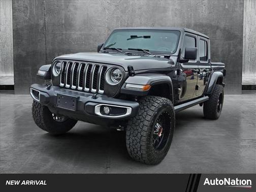 2022 Jeep Gladiator Overland