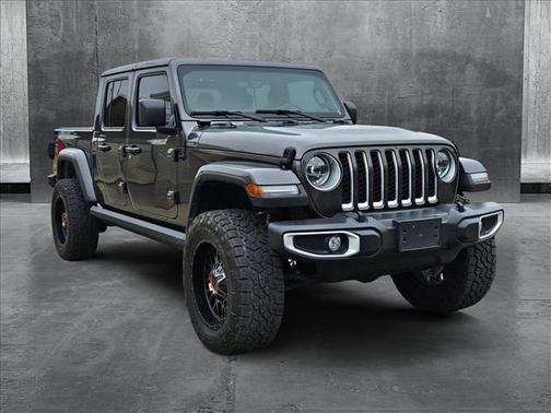 2022 Jeep Gladiator Overland