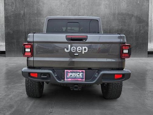 2022 Jeep Gladiator Overland