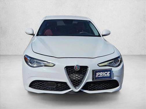 2018 Alfa Romeo Giulia Base
