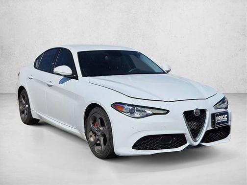 2018 Alfa Romeo Giulia Base