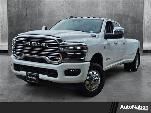 2025 RAM 3500 Laramie Crew Cab 4x4 8' Box