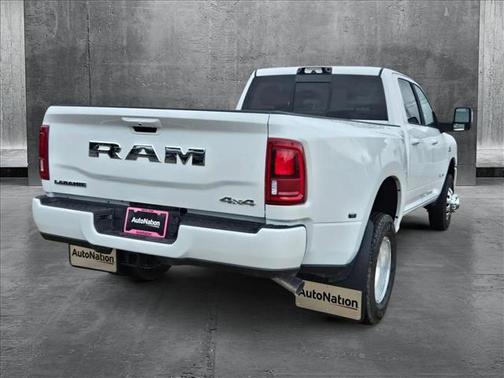 2025 RAM 3500 Laramie Crew Cab 4x4 8' Box