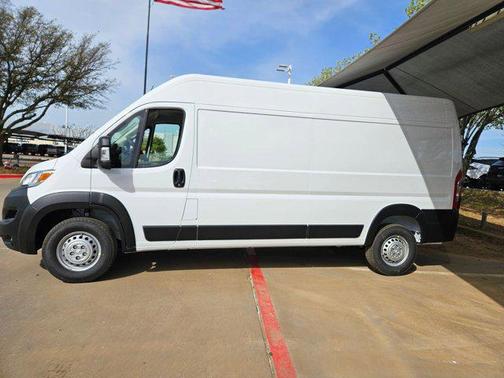 2025 RAM ProMaster 2500 Tradesman