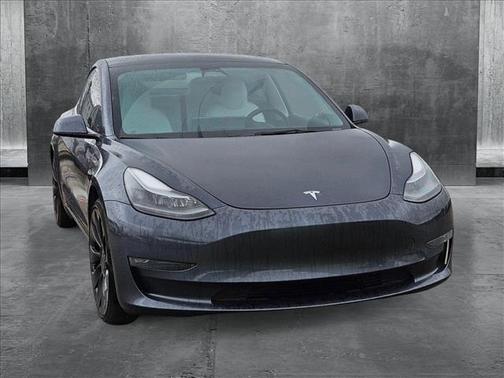 2023 Tesla Model 3 Performance