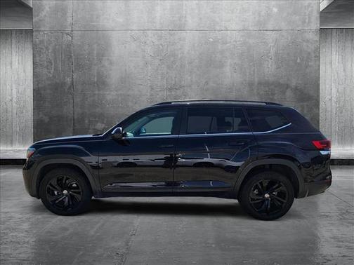 2022 Volkswagen Atlas 3.6L SE w/Technology