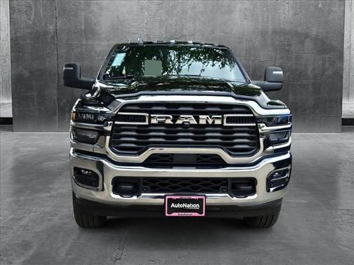 2025 RAM 2500 Tradesman Crew Cab 4x4 6'4' Box