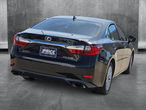 2016 Lexus ES 350 Base