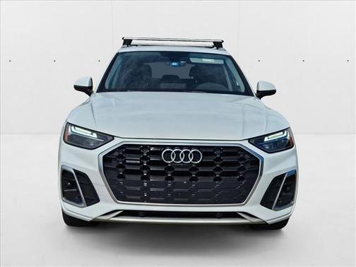 2022 Audi Q5 45 S line Premium Plus