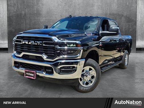 2025 RAM 2500 Tradesman Crew Cab 4x4 6'4' Box