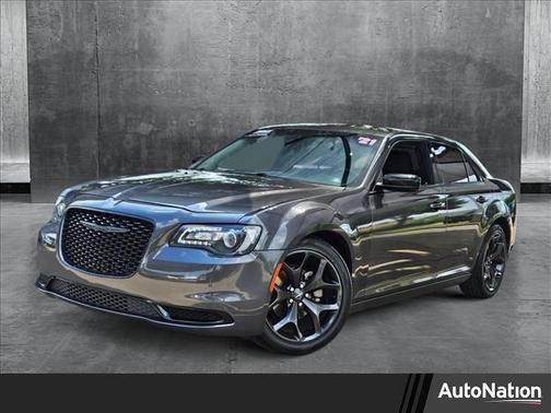 2021 Chrysler 300 Touring
