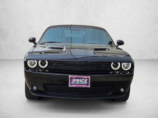 Pitch Black Clearcoat 2023 Dodge Challenger SXT