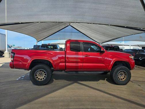 2016 Toyota Tacoma TRD Sport