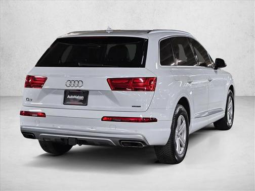 2019 Audi Q7 45 Premium Plus