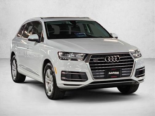 2019 Audi Q7 45 Premium Plus