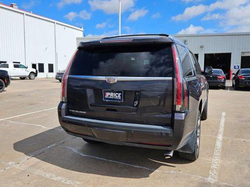 2016 Cadillac Escalade Premium