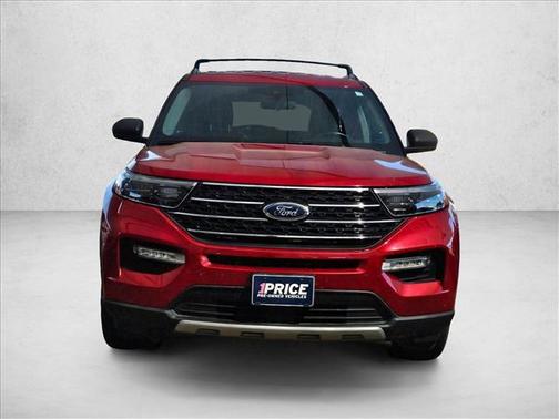 Rapid Red Metallic Tinted Clearcoat 2022 Ford Explorer XLT