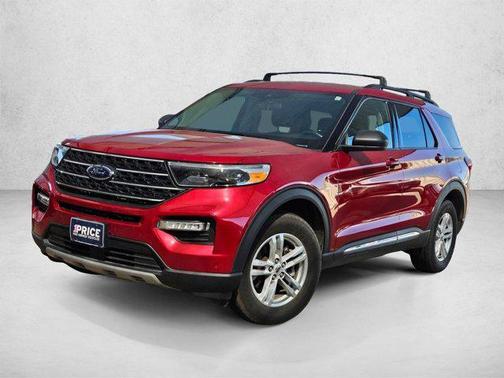 Rapid Red Metallic Tinted Clearcoat 2022 Ford Explorer XLT