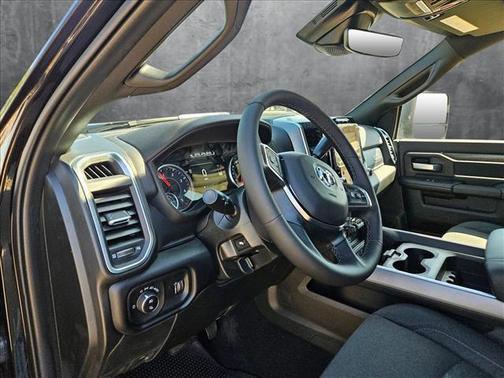 2025 RAM 2500 Lone Star Crew Cab 4x4 6'4' Box