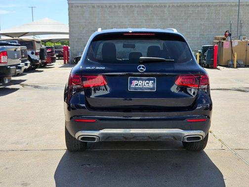 2022 Mercedes-Benz GLC 300 Base