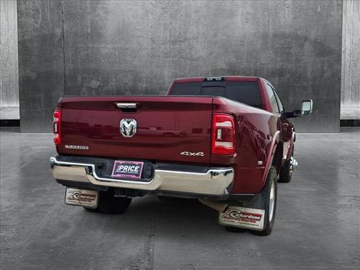 2019 RAM 3500 Laramie Crew Cab 4x4 8' Box