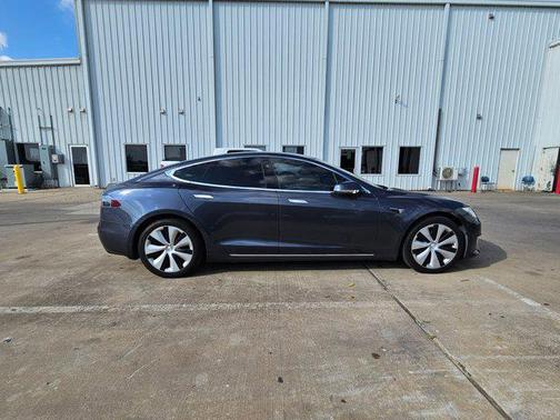 2021 Tesla Model S Long Range Plus