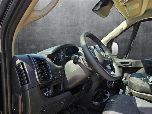 2025 RAM ProMaster 2500 Tradesman