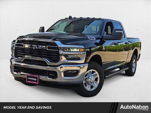 2025 RAM 2500 Tradesman Crew Cab 4x2 6'4' Box