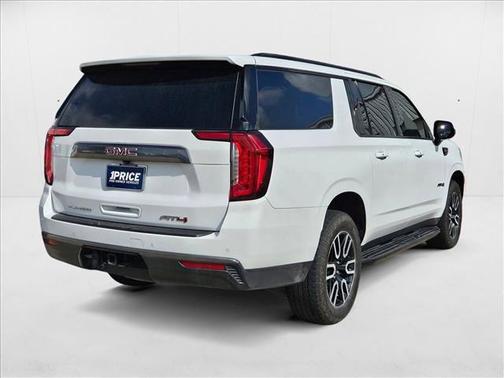 2023 GMC Yukon XL 4WD AT4