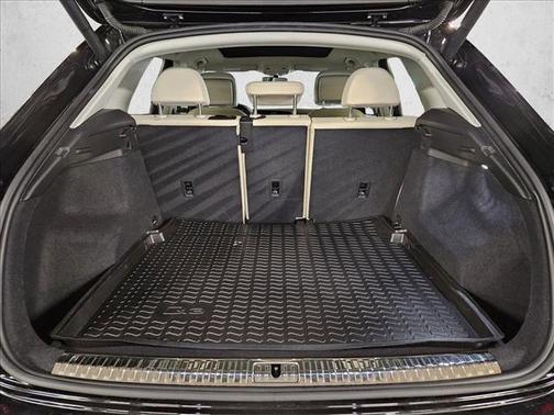 2020 Audi Q3 45 S line Premium