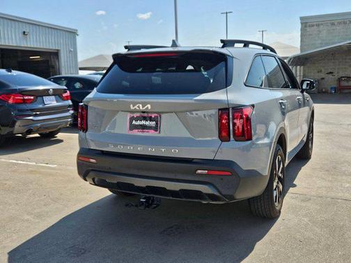 2022 Kia Sorento S