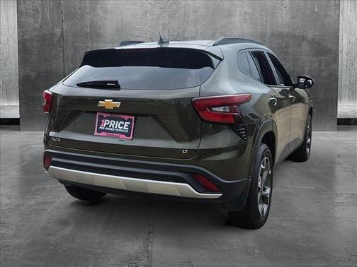 2024 Chevrolet Trax LT