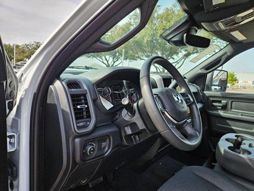 2026 RAM 2500 Black Express Crew Cab 4x4 6'4' Box