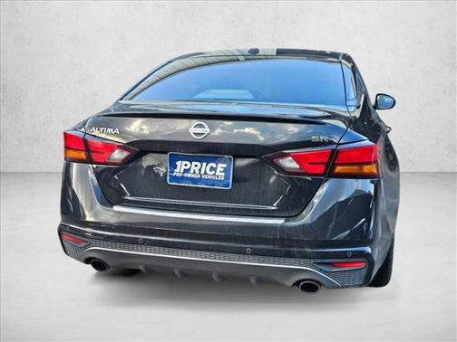 2020 Nissan Altima SR FWD