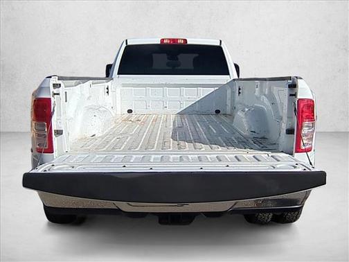 2024 RAM 3500 Big Horn Crew Cab 4x4 8' Box