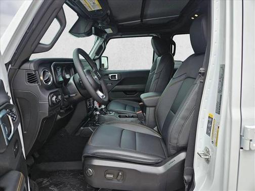Bright White Clearcoat 2026 Jeep Wrangler 4-Door Sahara 4x4