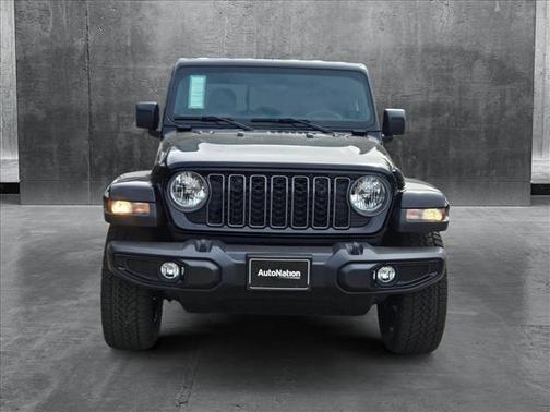 2025 Jeep Gladiator Nighthawk