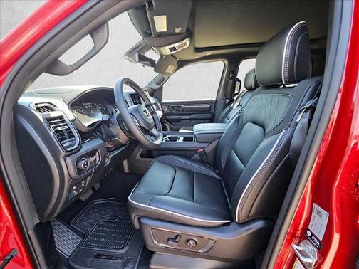 Molten Red Pearlcoat 2026 RAM 1500 Limited