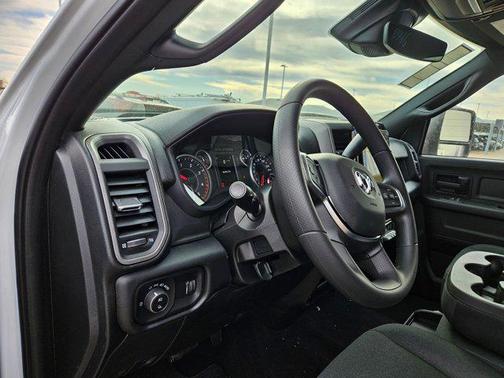 2026 RAM 3500 Tradesman Crew Cab 4x4 8' Box