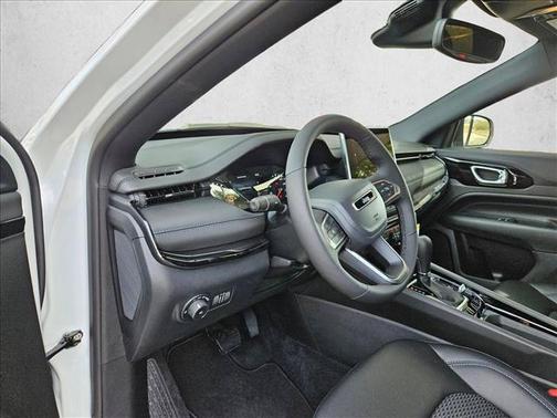 Bright White Clearcoat 2026 Jeep Compass Sport
