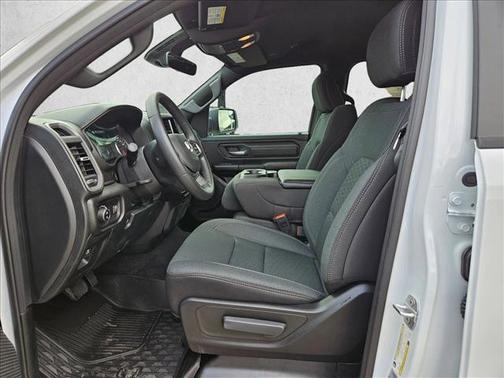 2026 RAM 1500 Warlock Crew Cab 4x4 5'7' Box