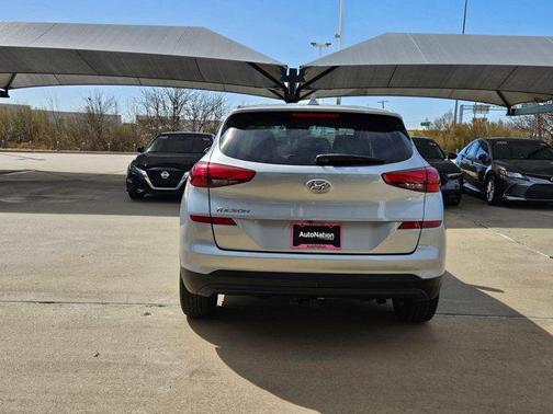 2020 Hyundai TUCSON SE