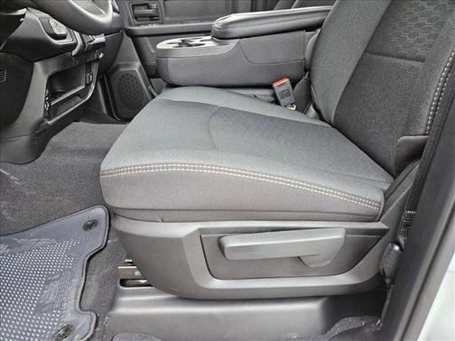2025 RAM 2500 Tradesman Crew Cab 4x4 6'4' Box
