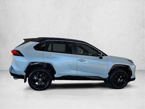 2025 Toyota RAV4 Hybrid SE