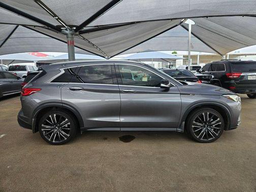 2021 INFINITI QX50 LUXE