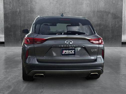 2021 INFINITI QX50 LUXE