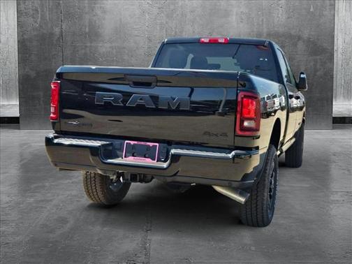 2025 RAM 2500 Lone Star Crew Cab 4x4 6'4' Box